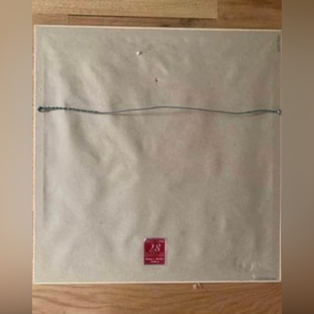 Shabby chic distressed white glass framed ladies antique handkerchief 16x16 - Picture 3 of 3